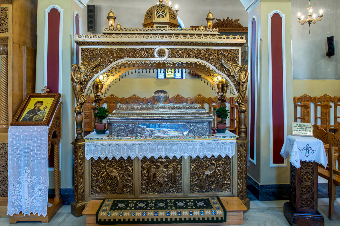 Ιερός Προσκυνηματικός Ναός Αγίου Γρηγορίου Ναζιανζηνού